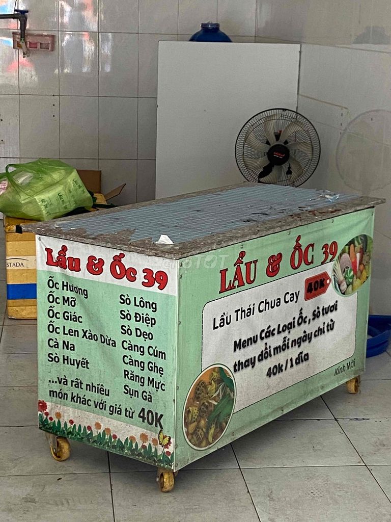 mua xe tặng bàn đá hoa cương