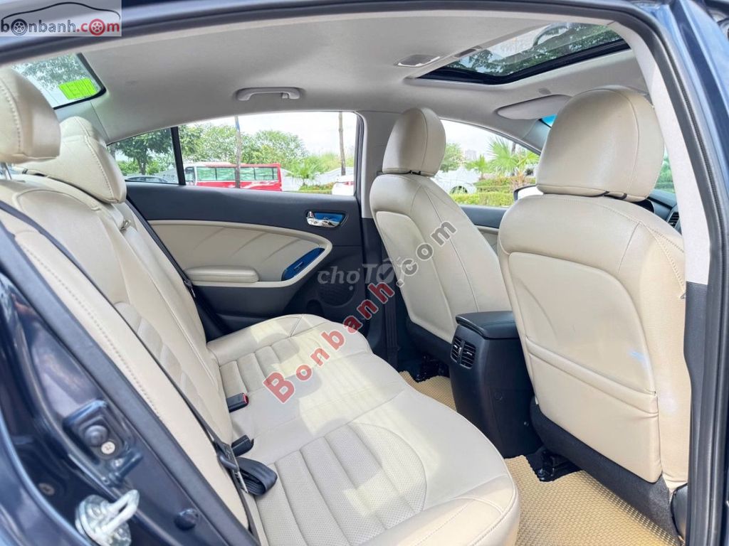 Kia Cerato 1.6 AT Luxury 2018 - 399 Triệu. Mua bán Ô tô tại Quận Hoàn Kiếm Hà Nội được đăng bởi Thuận Hà auto hình 6
