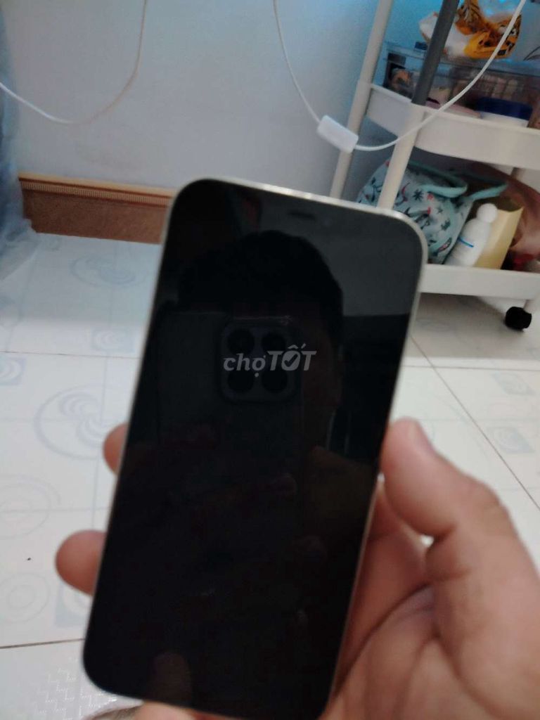 Apple iPhone 12 Pro 128GB Trắng. Mua bán Điện thoại tại Quận 4 Tp Hồ Chí Minh được đăng bởi Tran Huu Nghia hình 1