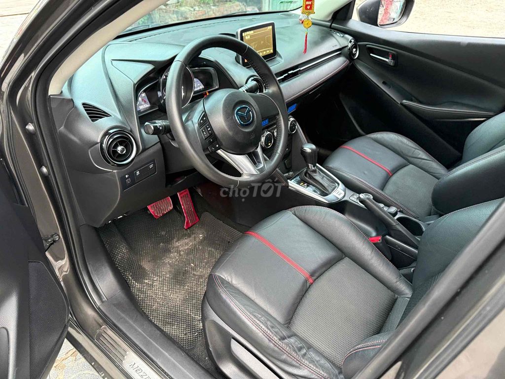 Mazda 2 2017  1.5 AT Sedan - 98000 km. Mua bán Ô tô tại Quận Hoàng Mai Hà Nội được đăng bởi Sáng OTo Hn hình 8