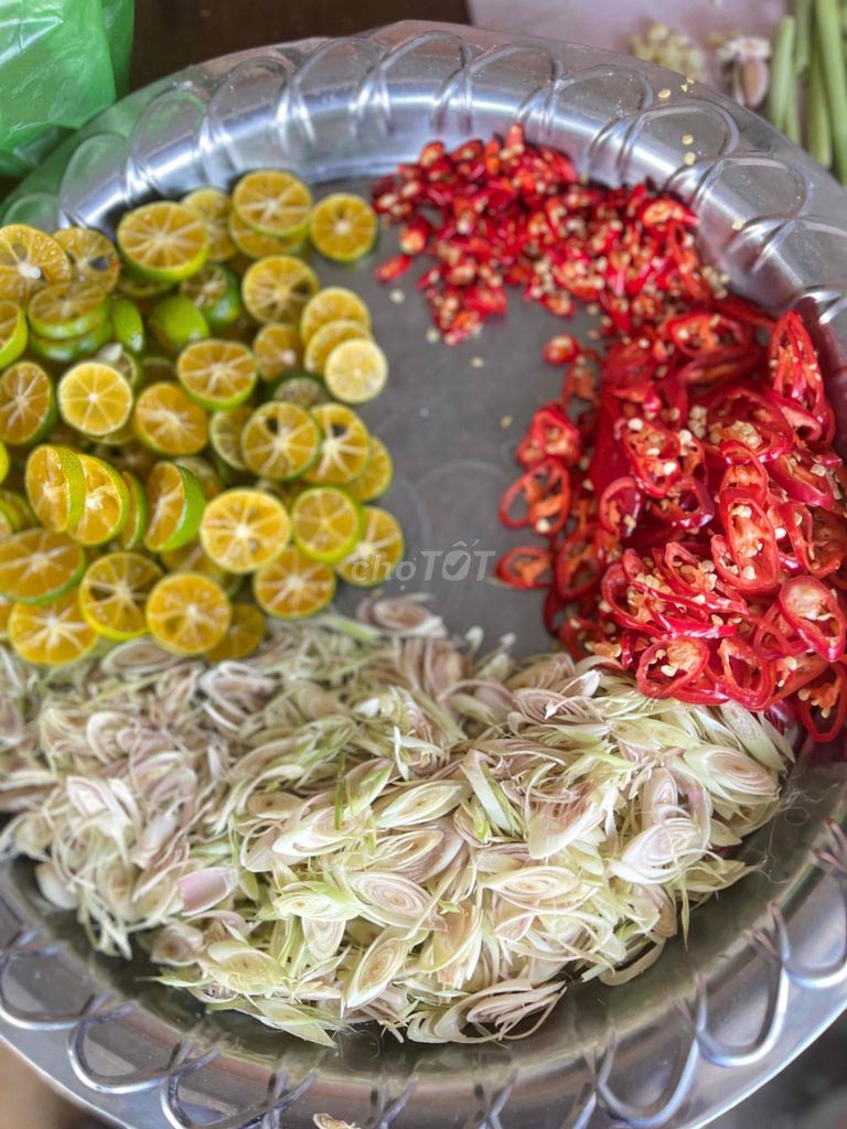 Ăn vặt Chân gà ngâm sả tắc -Chân gà sốt thái. Mua bán Đồ ăn, thực phẩm và các loại khác tại Huyện Hóc Môn Tp Hồ Chí Minh được đăng bởi Phạm Bích Huyền hình 2