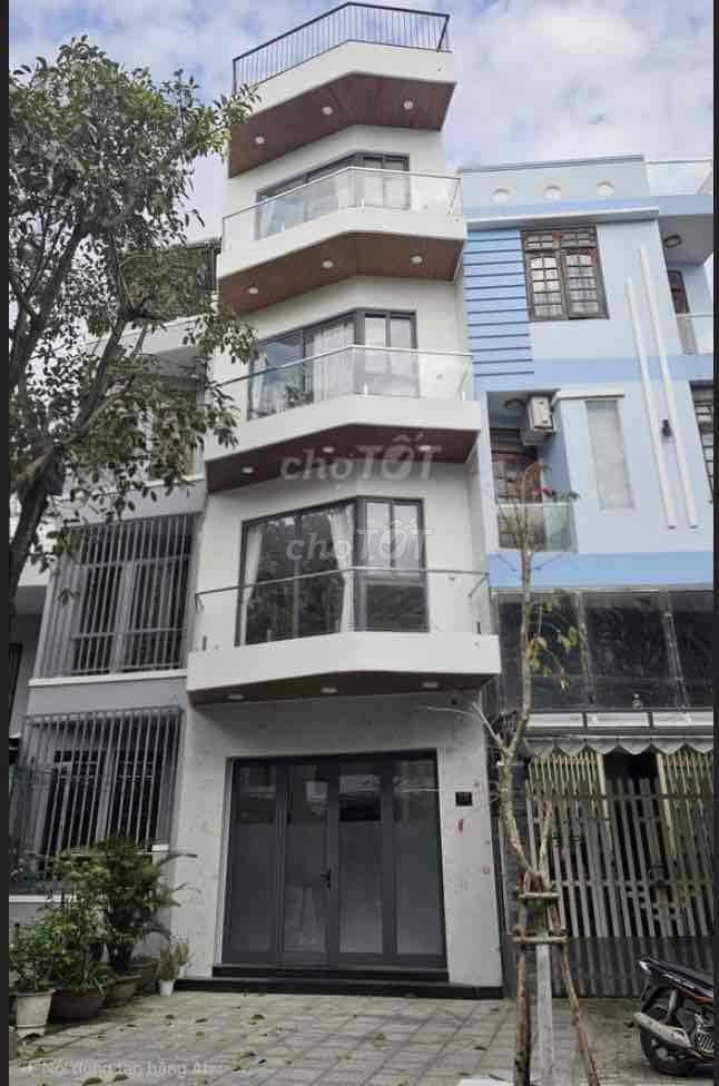 Rent · 3 bd · 35 м² · Quận Hải Châu, ул. MAI AM
