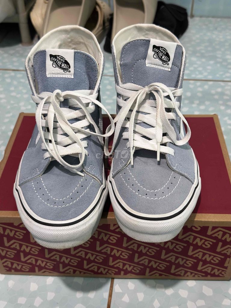 Pass nhanh đôi Vans chính hãng như hình. Mua bán Giày dép tại Thành phố Đồng Xoài Bình Phước được đăng bởi Pass từa lưa đồ hình 1