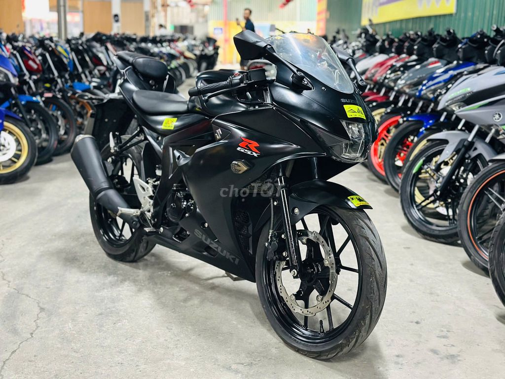 XE MÁYTHANH TÙNG_GSX 150R ĐEN NHÁM CHUẨN 5000KM. Mua bán Xe máy tại Quận Nam Từ Liêm Hà Nội được đăng bởi THANH TÙNG hình 1