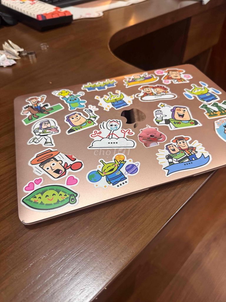 Cần ra đi em macbook air M1 để lên đời máy mới. Mua bán Laptop tại Quận Tân Bình Tp Hồ Chí Minh được đăng bởi Vũ Khánh Vy hình 1