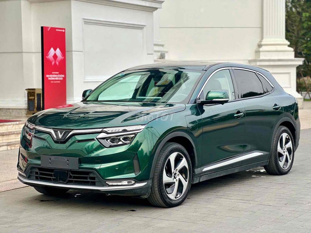 VinFast VF8 2024 S (Kèm pin) - 10 km. Mua bán Ô tô tại Quận Hoàn Kiếm Hà Nội được đăng bởi Vinfast Ocean Park Gia Lâm Hà Nội hình 4