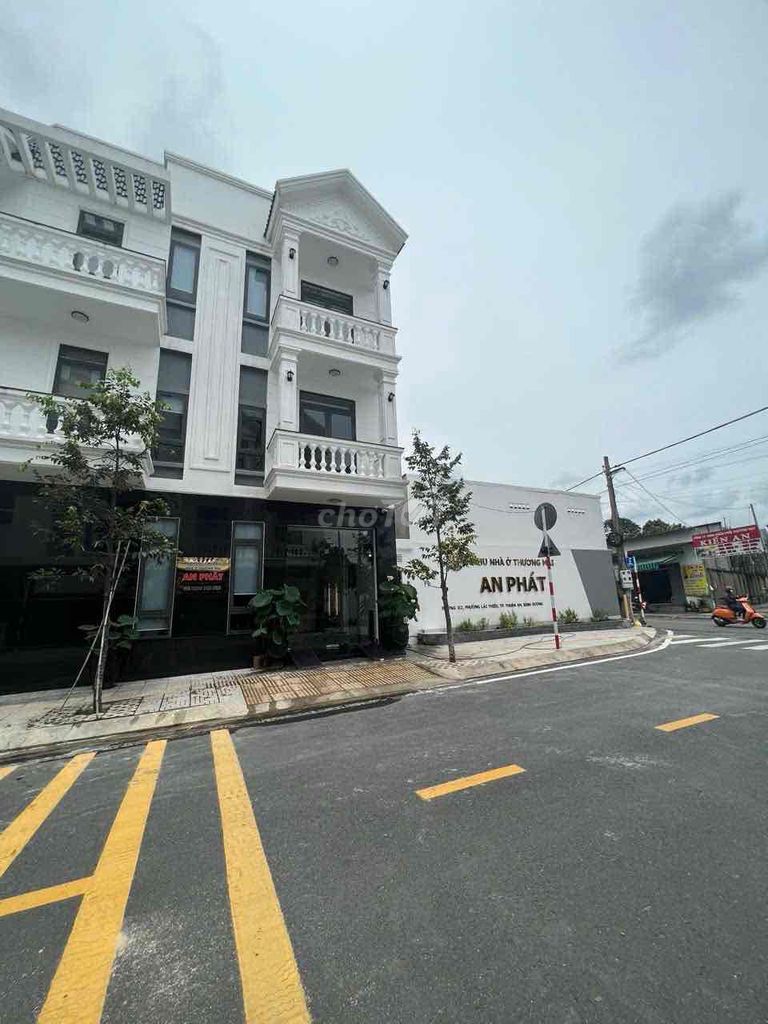 Cơ hội sở hữu căn nhà phố khu dân cư cao cấp Đất Lành An Phát.