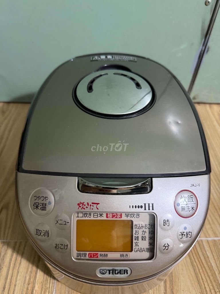 Nồi cơm điện Tiger 1L Có cơm cháy. Mua bán Bếp, lò, đồ điện nhà bếp tại Thành phố Biên Hòa Đồng Nai được đăng bởi lê hữu hiến hình 1