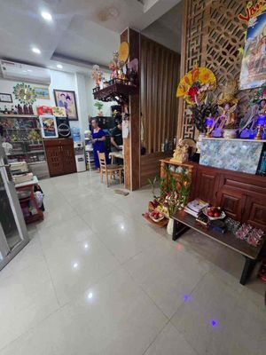 Townhouse 37 m² · 2 bed · Đường Lưu Chí Hiếu