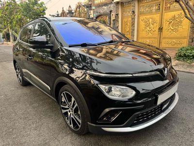 VFe34, sơn zin 100%, 1 chủ, còn RẤT MỚI. Mua bán Ô tô tại Quận Bình Tân Tp Hồ Chí Minh được đăng bởi VÕ LONG HẢI VinFast Chevrolet