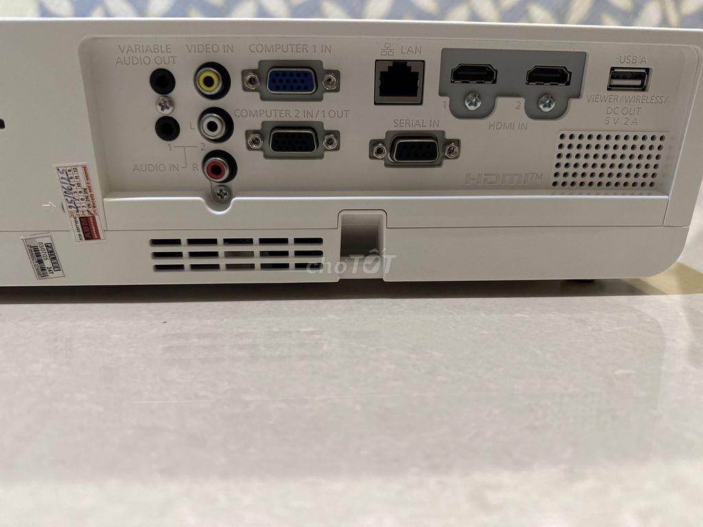 Máy chiếu Panasonic PT-LB386 còn BH 12 tháng. Mua bán Đồ dùng văn phòng tại Quận Cẩm Lệ Đà Nẵng được đăng bởi YNQ hình 1