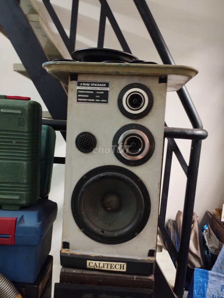 Loa nge nhạc và karaoke Calitech hư 1 bên thùng. Mua bán Tivi, Âm thanh tại Quận 11 Tp Hồ Chí Minh được đăng bởi PHÁT  hình 1