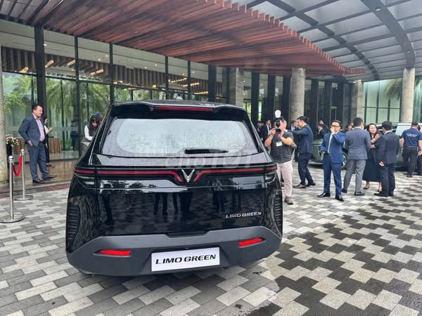 Limo Green Suất Ưu Tiên,Trả 70 Triệu,ĐKý DV M.phí. Mua bán Ô tô tại Quận Long Biên Hà Nội được đăng bởi Mr Núi Subaru Giải Phóng  hình 3