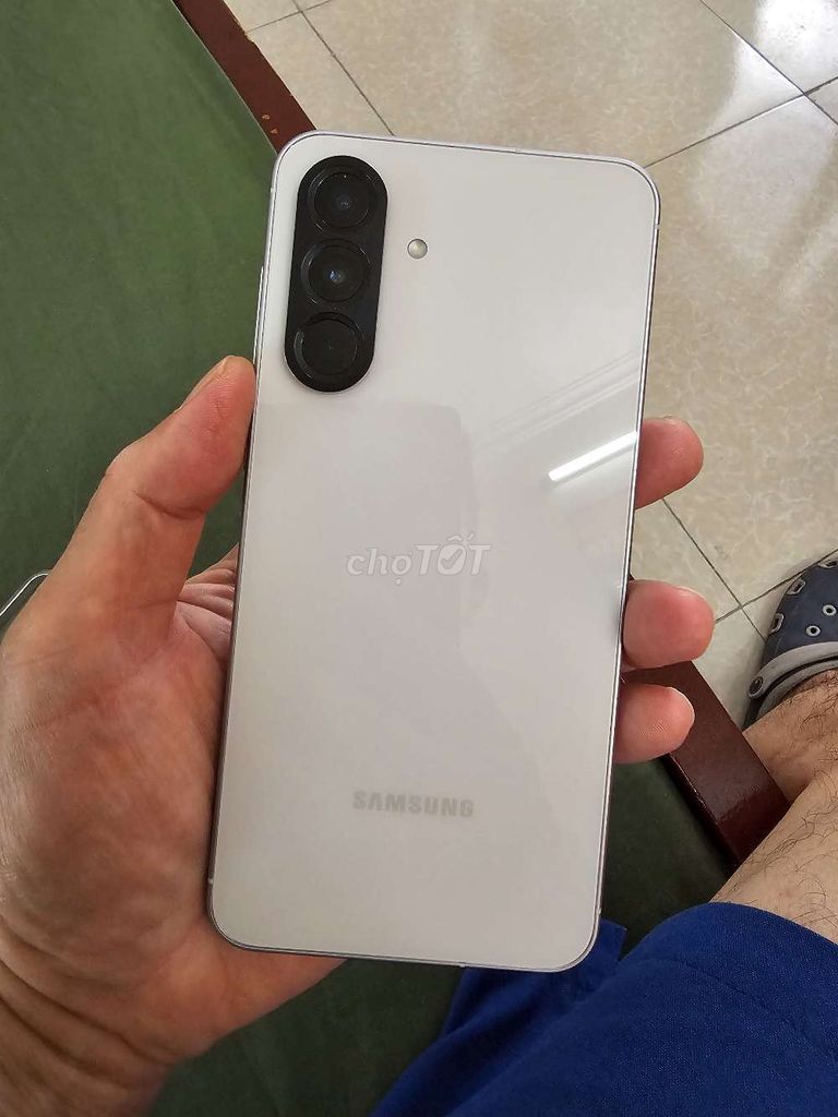 Samsung A56 128GB Xám Như mới. Mua bán Điện thoại tại Quận Hà Đông Hà Nội được đăng bởi Xuân Hiền hình 1