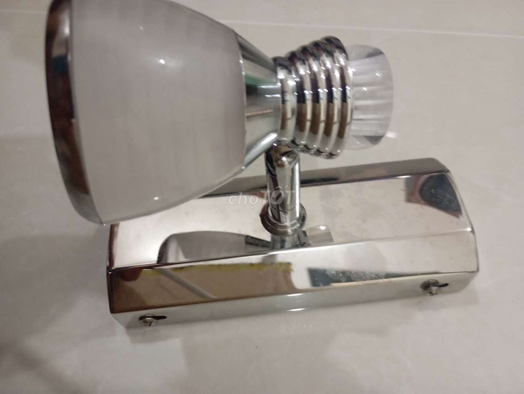 Đèn gắn tường LED phong cách hiện đại. Mua bán Đèn tại Thành phố Sóc Trăng Sóc Trăng được đăng bởi Thời Giang Vàng  hình 1