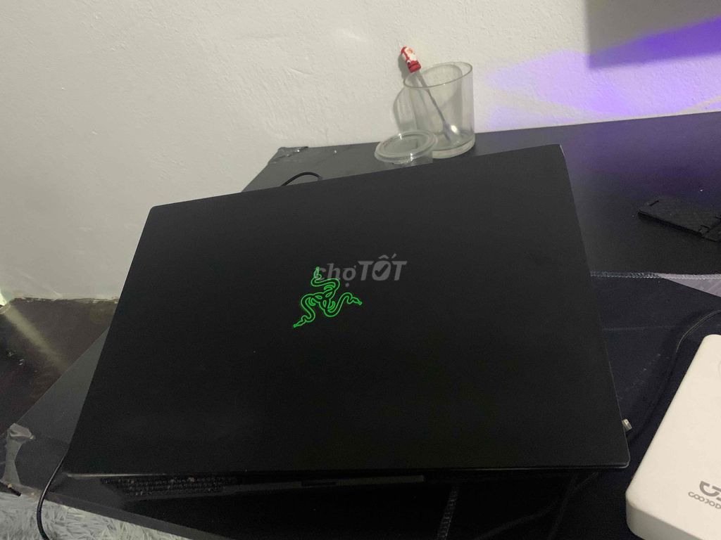 Razer Blade 15 OLED 4K i7-10750H. Mua bán Laptop tại Quận Cẩm Lệ Đà Nẵng được đăng bởi Duy hình 1