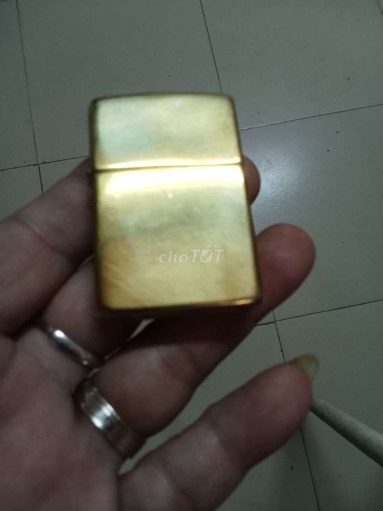 Zippo Mỹ 2012 nguyên zin mồi thuốc