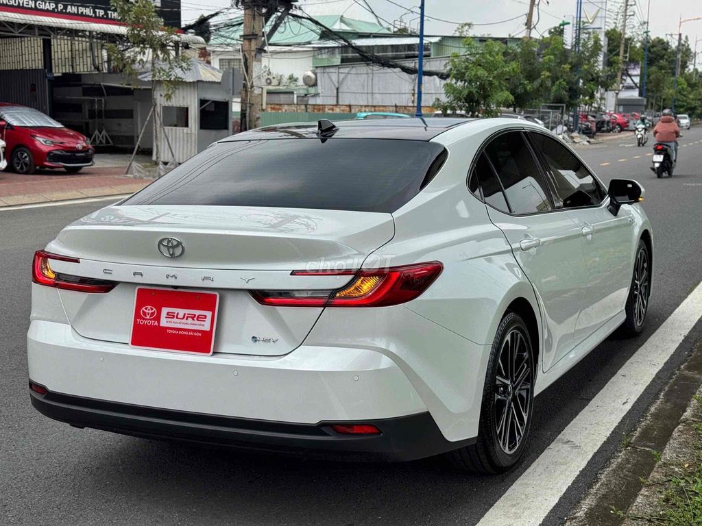 Camry 2025 2.5 HEV Top siêu mới. Mua bán Ô tô tại Quận Gò Vấp Tp Hồ Chí Minh được đăng bởi Nguyễn An hình 8
