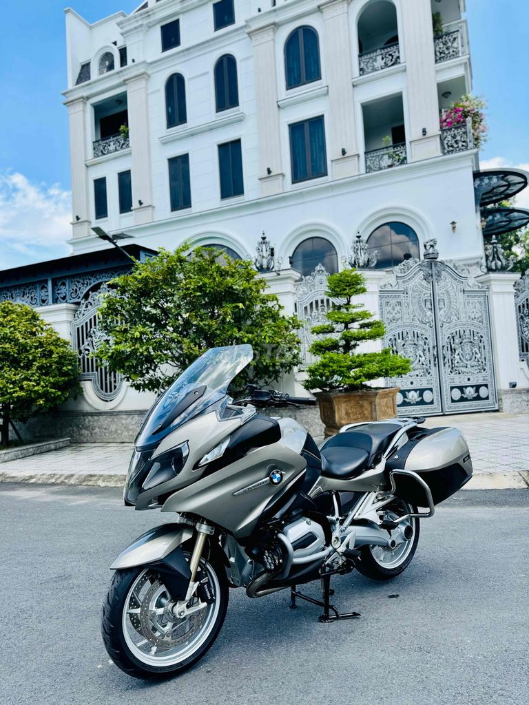 cần bán bmw r1200rt nhập đức siêu đẹp. Mua bán Xe máy tại Quận 12 Tp Hồ Chí Minh được đăng bởi yury man hình 4