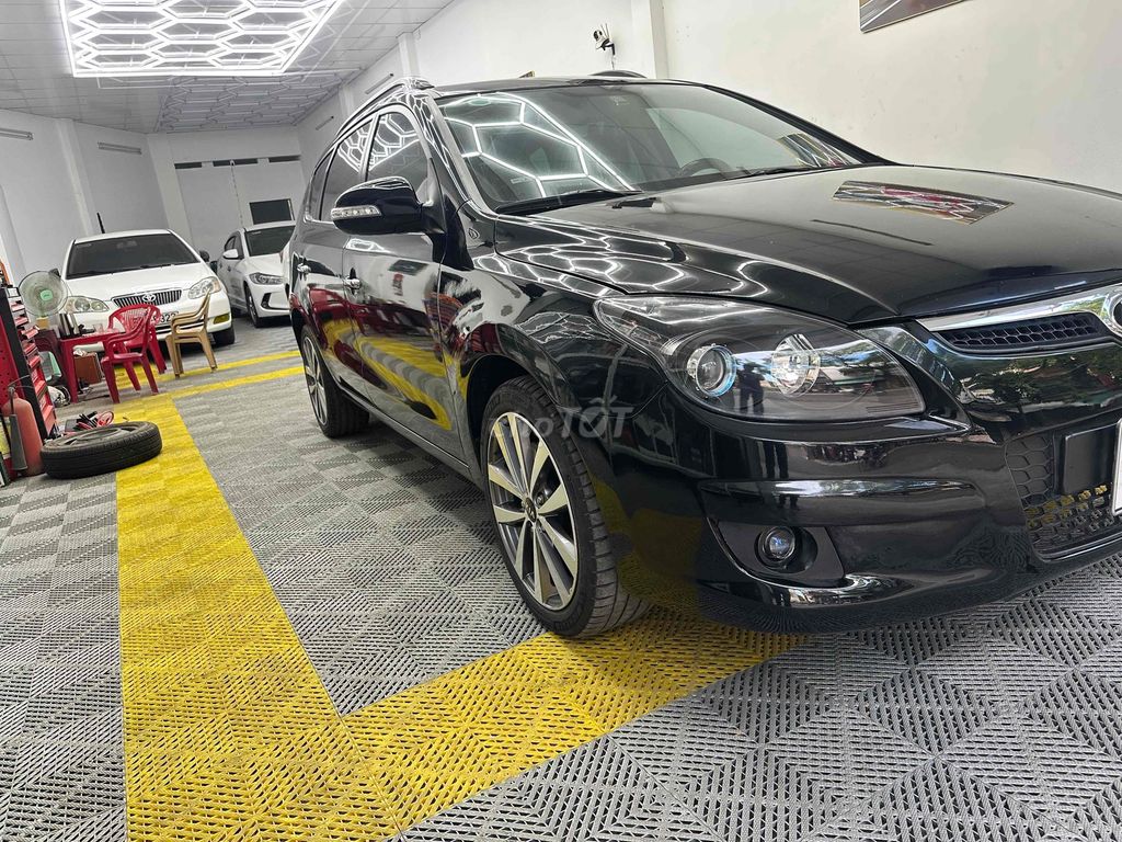 Hyundai i30 CW 2009 1.6 AT - 94000 km. Mua bán Ô tô tại Thành phố Tuy Hòa Phú Yên được đăng bởi Võ Ngọc Thiên hình 3