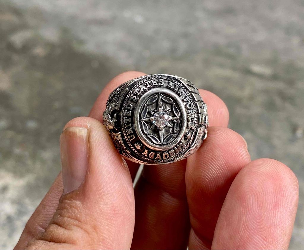 Nhẫn Bạc Nam Quân đội Xoàn CZ 20mm. Mua bán Phụ kiện thời trang khác tại Quận 4 Tp Hồ Chí Minh được đăng bởi Đại Lâm Mộc Nguyễn Đức hình 1