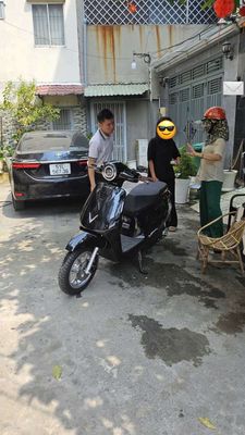 bán và mua trao đổi xe máy điện cũ giá cao