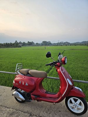 Vespa LXV125 3vie đèn rời cổ điển siêu hiếm. Mua bán Xe máy tại Quận 12 Tp Hồ Chí Minh được đăng bởi Lee