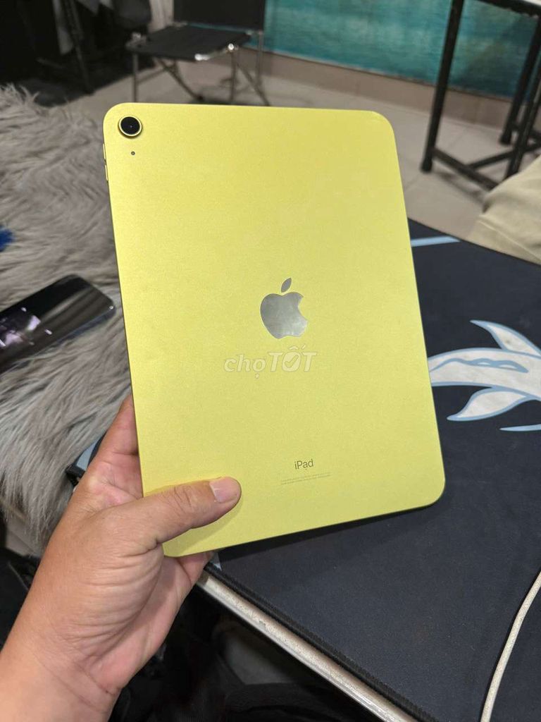Apple iPad Gen 10 64GB Vàng 97% pin. Mua bán Máy tính bảng tại Quận Bình Thạnh Tp Hồ Chí Minh được đăng bởi Hoàng Giang hình 1