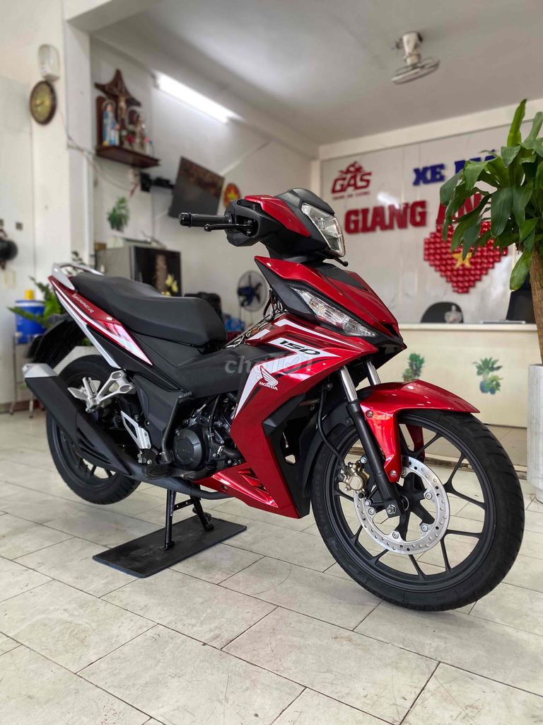 Honda Winner V1 150 đk 2019 màu đỏ trắng BSTP. Mua bán Xe máy tại Quận 12 Tp Hồ Chí Minh được đăng bởi Xe Máy Hoàng Giang An Sương  hình 2