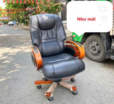 Thanh lý Ghế xoay Giám đốc bọc da khung gỗ như mới. Mua bán Đồ dùng văn phòng tại Quận 5 Tp Hồ Chí Minh được đăng bởi Kho Bàn Ghế Cũ