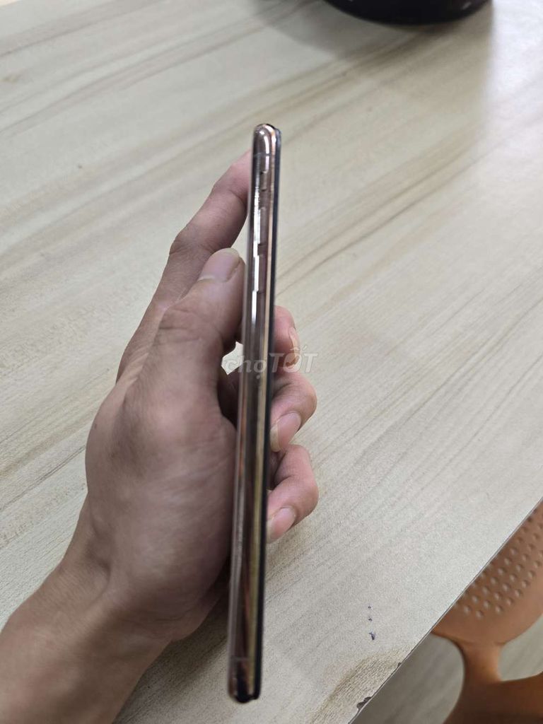 iPhone XS Max 64GB Vàng hồng. Mua bán Điện thoại tại Huyện Việt Yên Bắc Giang được đăng bởi Tỉnh hình 1