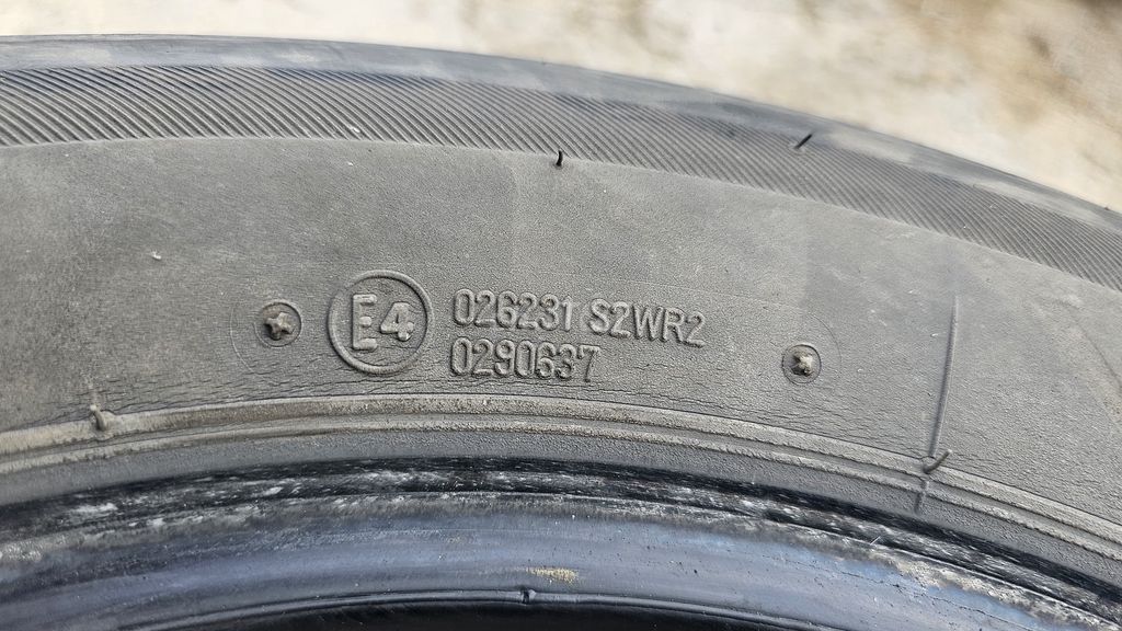 BÁN 2 VỎ XE BRIDGESTONE CHO TOYOTA ALTIS. Mua bán Phụ tùng xe tại Quận Ninh Kiều Cần Thơ được đăng bởi Nguyễn Văn Đạt hình 2