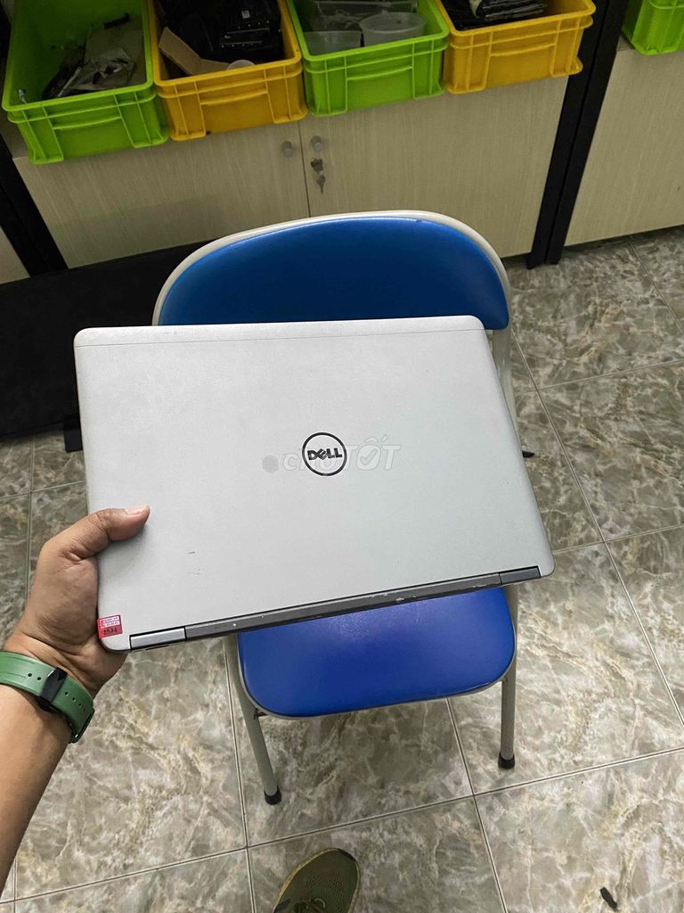 Dell Latitude E7440 i5-4310U 14 inch 8GB/240GB. Mua bán Laptop tại Quận Gò Vấp Tp Hồ Chí Minh được đăng bởi Lộc bán lap hình 1
