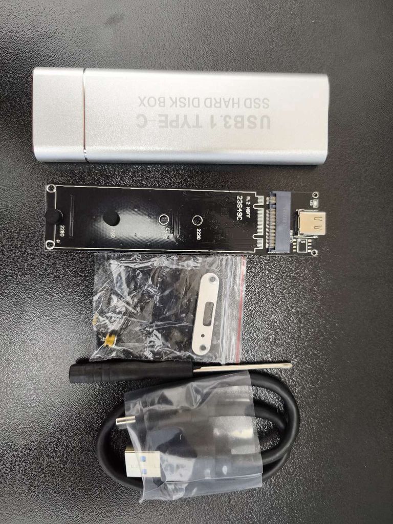 Box chuyển đổi SSD USB 3.1 Type-C Bạc. Mua bán Phụ kiện (Màn hình, Chuột...) tại Thành phố Bạc Liêu Bạc Liêu được đăng bởi Văn Phi hình 1