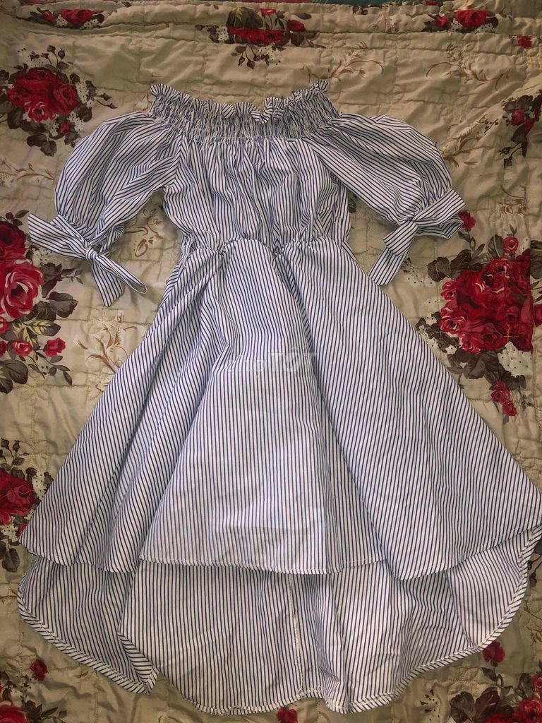 Đầm trễ vai Nữ Sọc trắng xanh. Mua bán Quần áo tại Huyện Cờ Đỏ Cần Thơ được đăng bởi Bảo Nghi Trần Ngọc hình 1