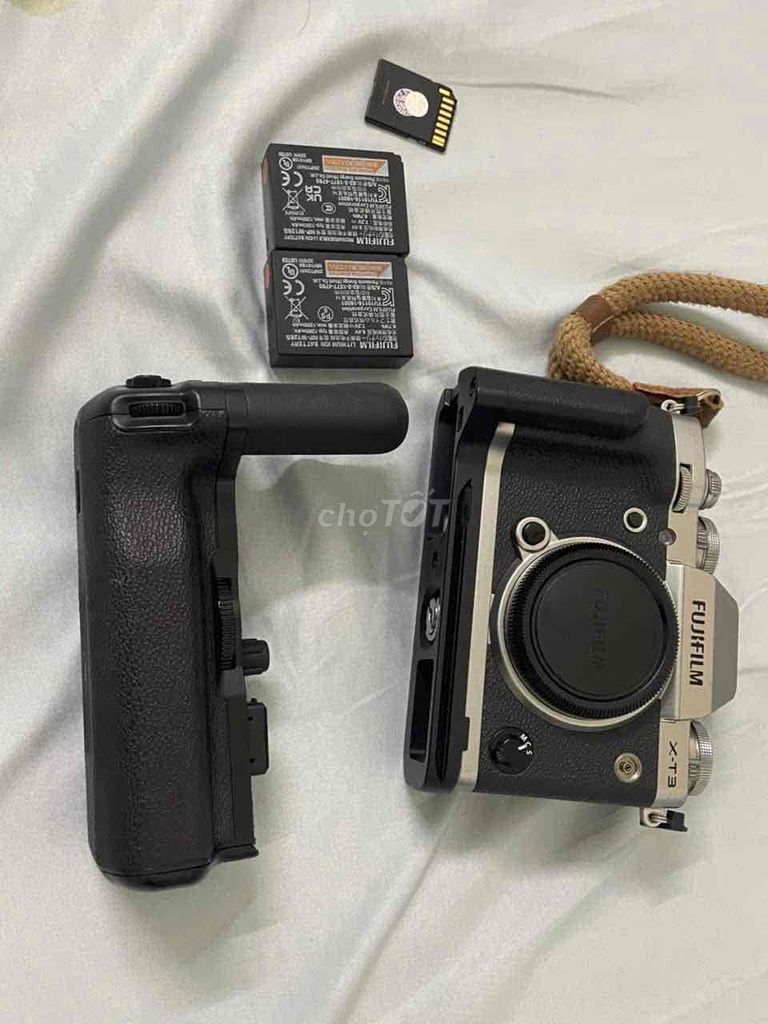 Máy ảnh Fujifilm XT3 fullbox kèm nhiều phụ kiện. Mua bán Máy ảnh, Máy quay tại Quận Hải Châu Đà Nẵng được đăng bởi yuno hình 1
