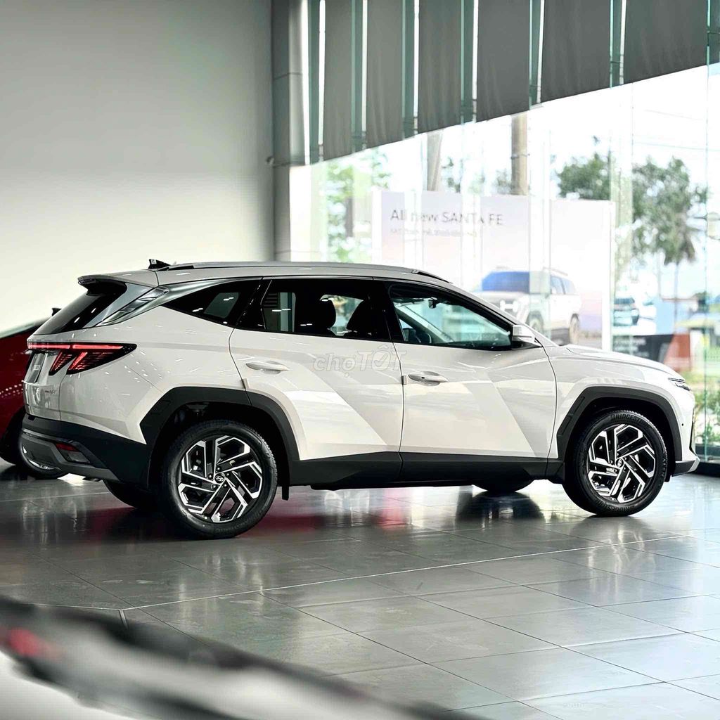 Tucson 1.6 Turbo - giao ngay. Mua bán Ô tô tại Thành phố Trà Vinh Trà Vinh được đăng bởi Đạt Hyundai Bến Tre hình 4