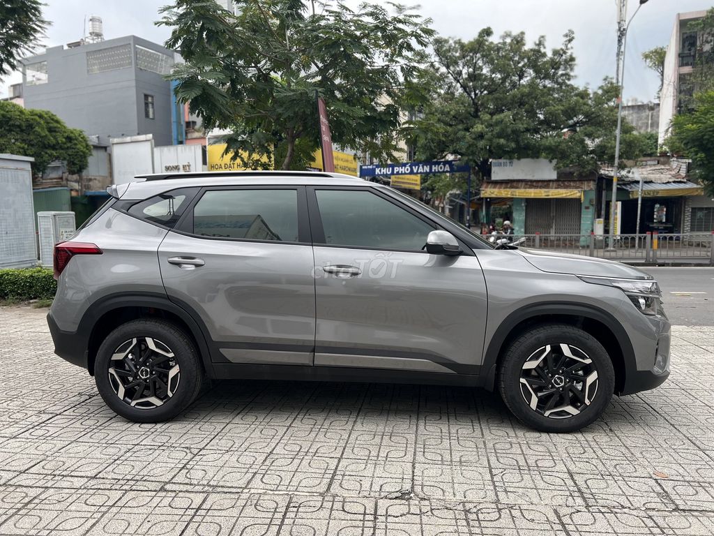 Kia Seltos 2024 photo 2