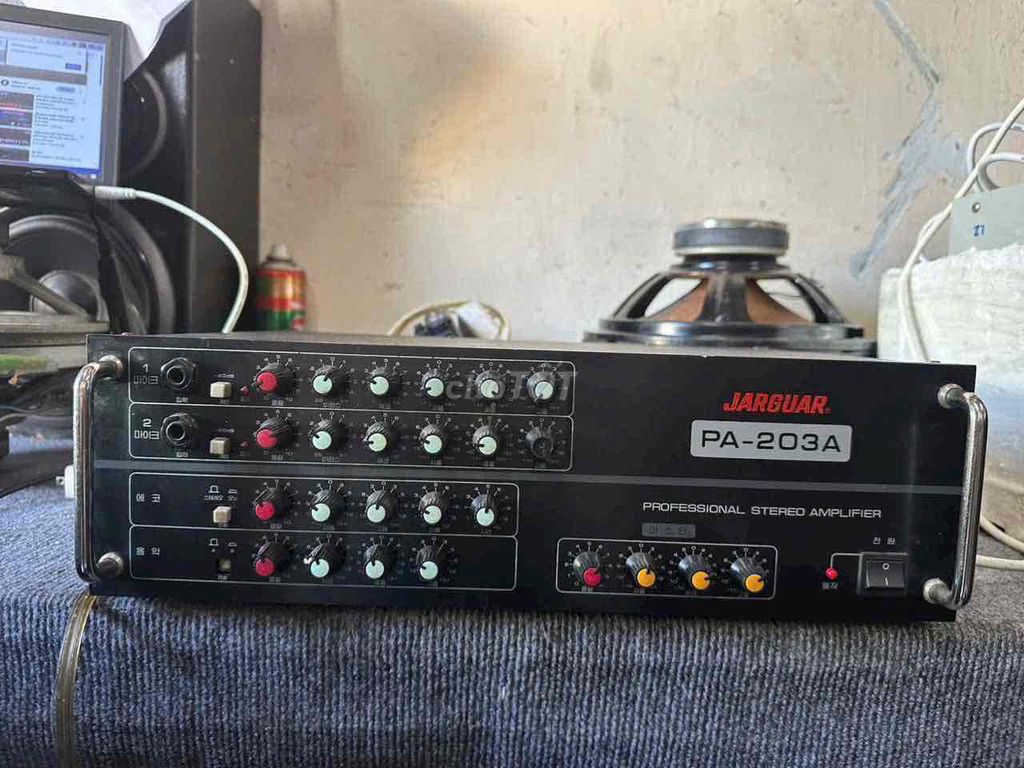 Amply Jarguar PA-203A Đen 1992. hát tốt. Mua bán Tivi, Âm thanh tại Quận Phú Nhuận Tp Hồ Chí Minh được đăng bởi  Bông Lê chuyên sỉ và lẻ âm thanh Nhật Mỹ hình 1