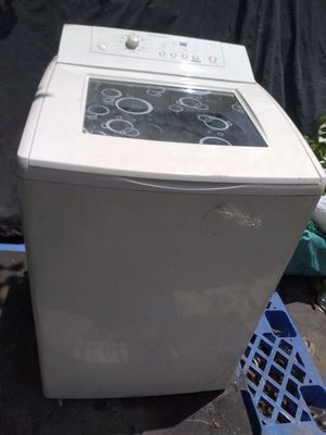 Bán máy giặt Electrolux 9 kg đang chạy