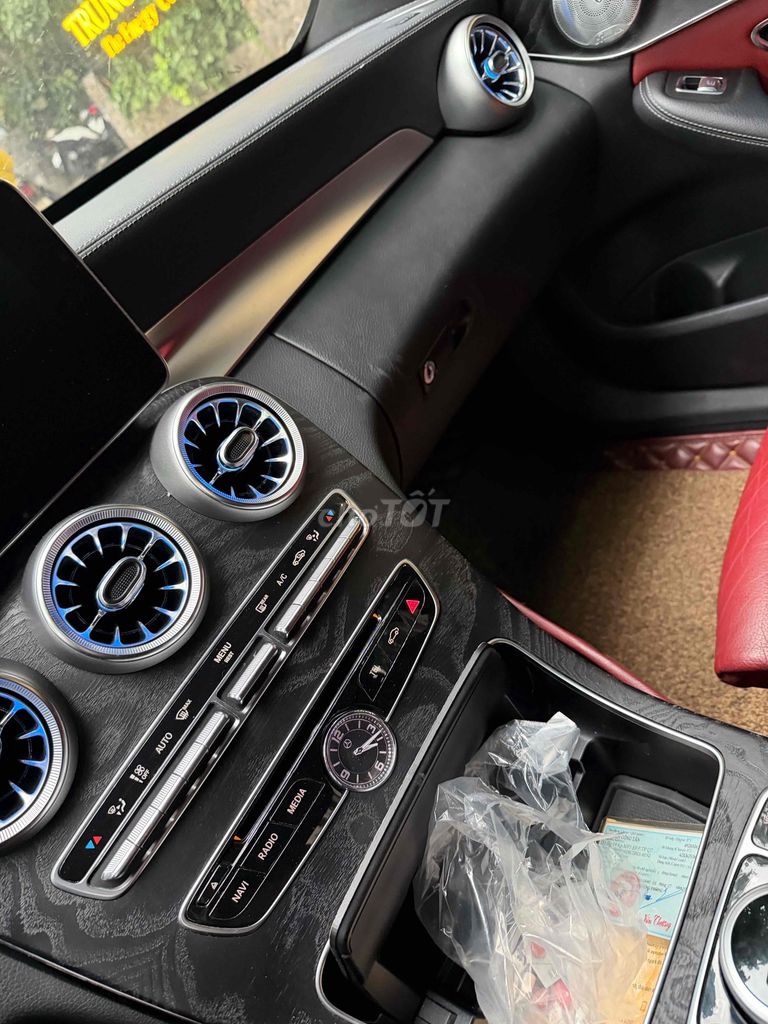 Mercedes-Benz C300 AMG 2016 Đen 64097 km. Mua bán Ô tô tại Quận 7 Tp Hồ Chí Minh được đăng bởi Long hình 3