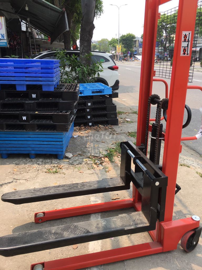 XE NÂNG TAY. Dịch vụ nhà cửa khác tại Quận Liên Chiểu Đà Nẵng được đăng bởi Pallet thùng rác hình 1
