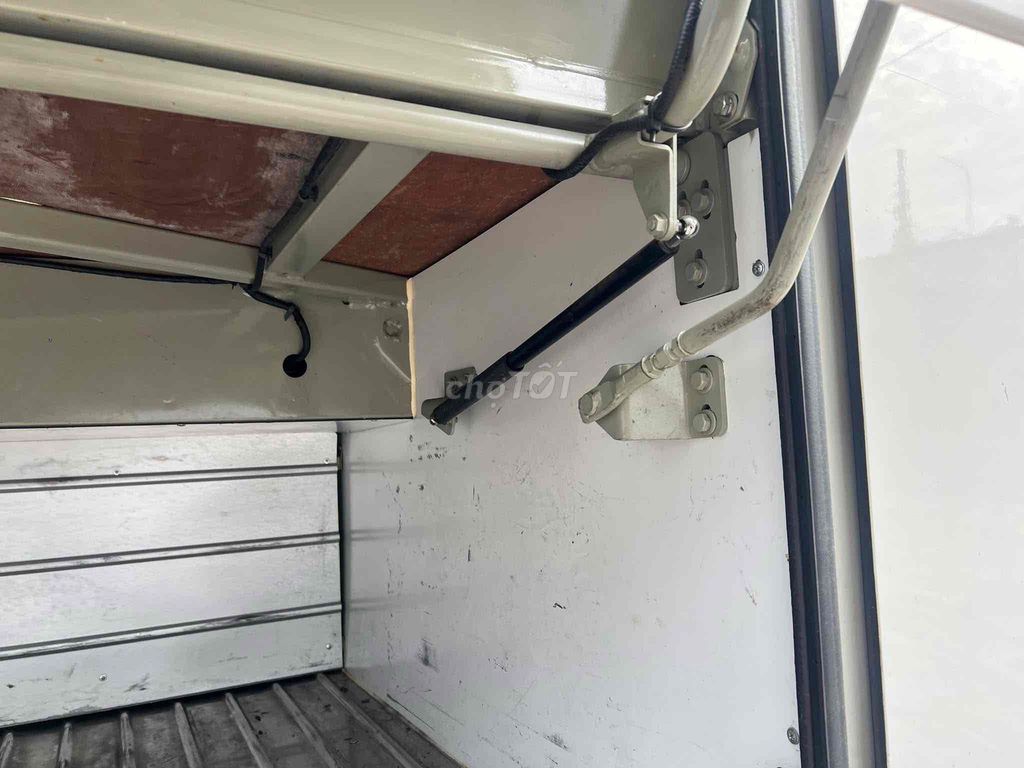 Evergreen Sky Cloud 29 chỗ Trắng Mới. Mua bán Phương tiện khác tại Quận Bình Tân Tp Hồ Chí Minh được đăng bởi tài hình 9