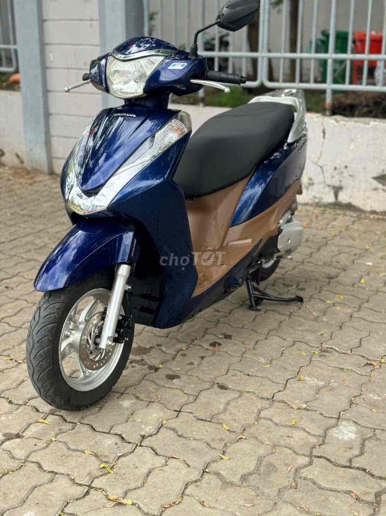 Lead 125(2013)bst chính chủ,trả trước 9tr nhận xe. Mua bán Xe máy tại Quận 7 Tp Hồ Chí Minh được đăng bởi Trung Anh hình 2