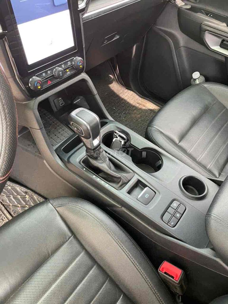 Ford Everest 2023 2.0 Sport-sx 36.000 km. Mua bán Ô tô tại Thành phố Thủ Đức Tp Hồ Chí Minh được đăng bởi Long hình 6