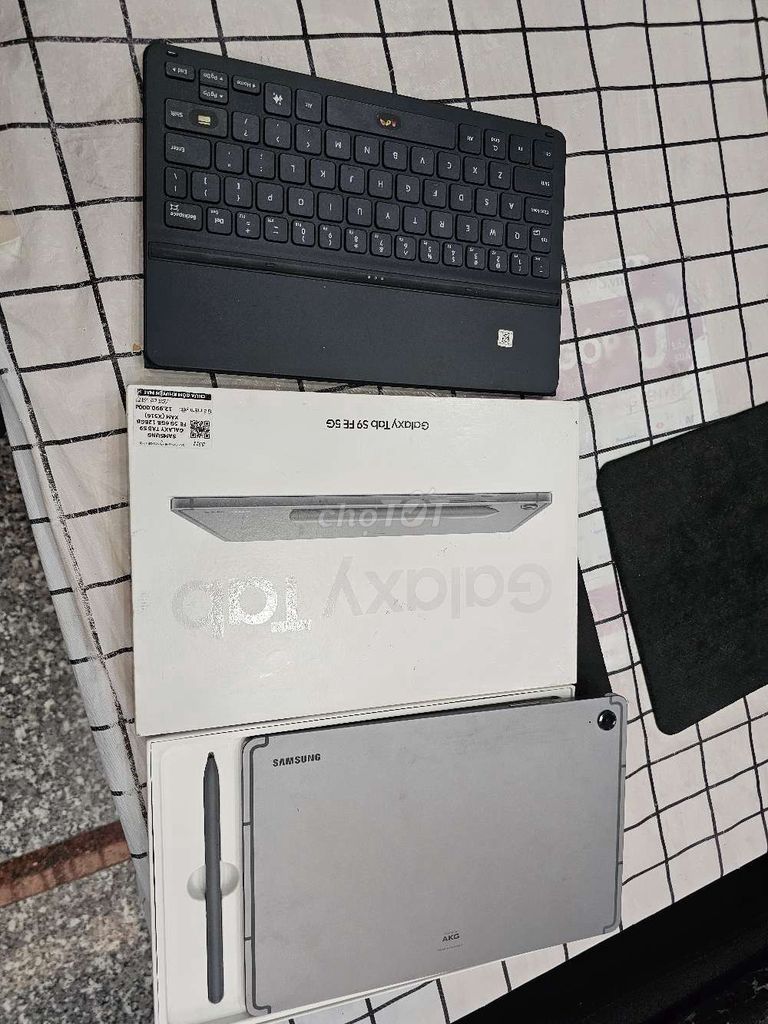 Samsung Tab S9 FE 5G 10.9" FBOX ZIN KEN+ BÀN PHÍM. Mua bán Máy tính bảng tại Quận Tân Phú Tp Hồ Chí Minh được đăng bởi Ngô Minh Mobile  hình 1
