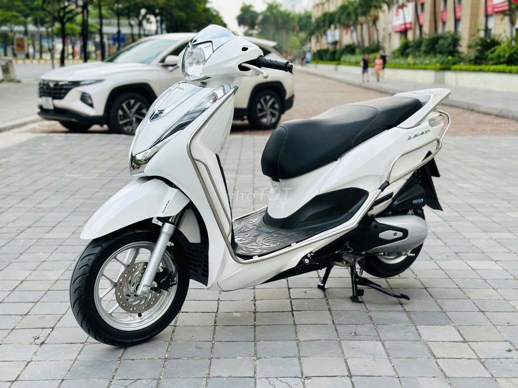 HONDA LEAD 125 4VAL XE MỚI 99.9% CHÍNH CHỦ. Mua bán Xe máy tại Quận Cầu Giấy Hà Nội được đăng bởi Mai Khánh hình 2