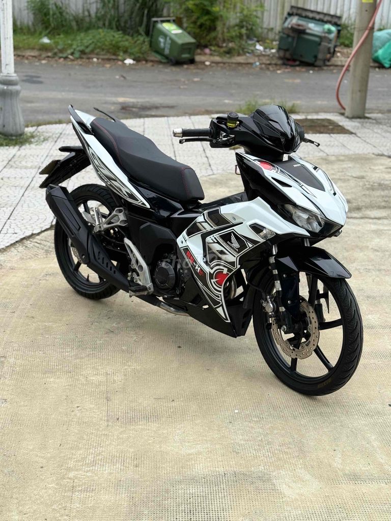 Honda Winner V3 Smartkey  máy zin Full đồ chơi. Mua bán Xe máy tại Quận Cẩm Lệ Đà Nẵng được đăng bởi Xe Máy Đức Vũ 658 Trần Cao Vân hình 2