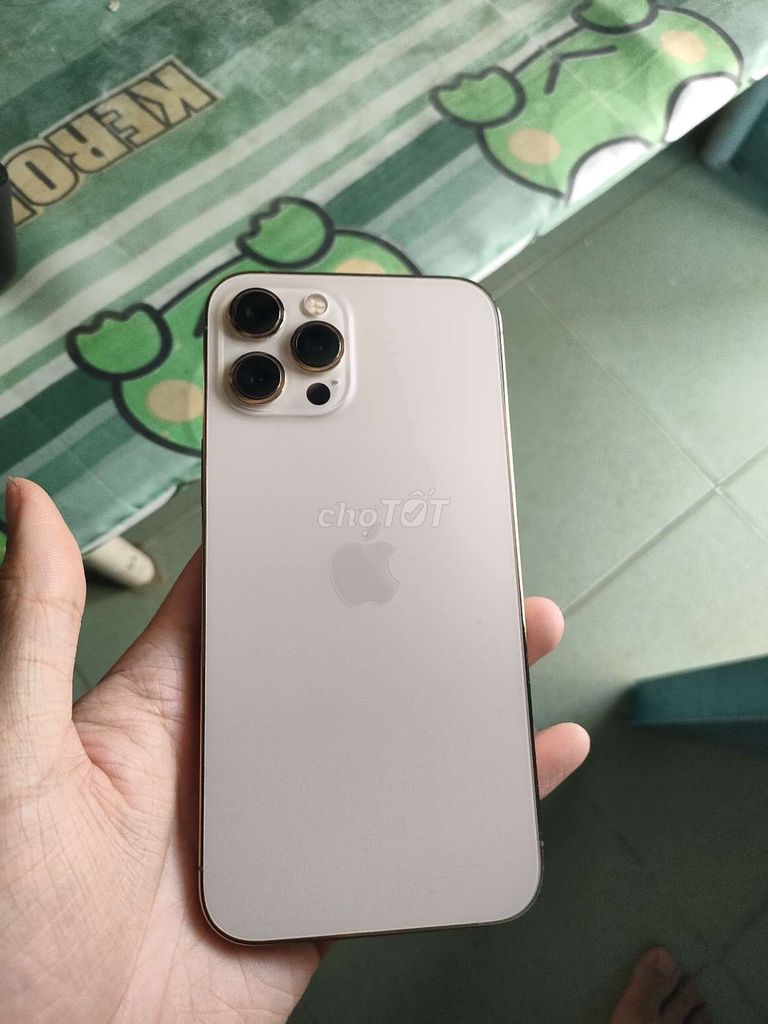 Apple iPhone 12 Pro Max 128GB Vàng. Mua bán Điện thoại tại Thành phố Nha Trang Khánh Hòa được đăng bởi Nguyễn Thành Tâm hình 1