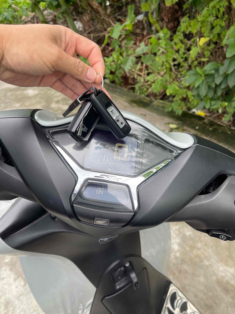 Cần bán sh 150 abs 2021 chính chủ máy zin. Mua bán Xe máy tại Quận Kiến An Hải Phòng được đăng bởi Đức Anh  hình 4